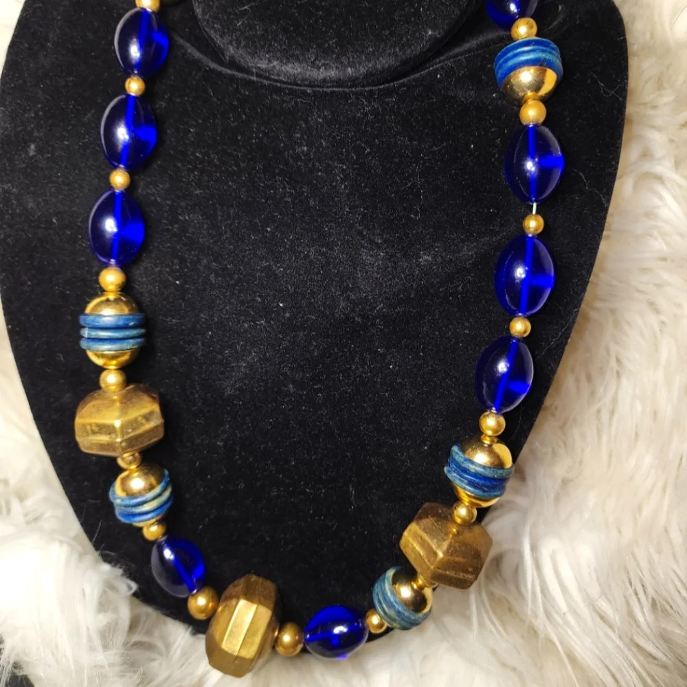 Retro 80s‎ chunky  bauble necklace